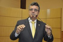 Deputado pede desculpas por ter votado no ex-governador Jackson Barreto