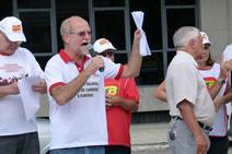 Centrais sindicais acenam com chance de greve geral no Estado