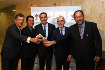 Laércio consegue 12 caminhonetes para reforçar combate ao mosquito Aedes Aegypti 