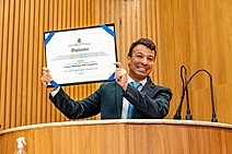 Ex-presidente da Adepol, delegado Isaque Cangussu recebe Título de Cidadão Aracajuano