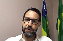 Política e preço do combustível: como um impacta o outro 