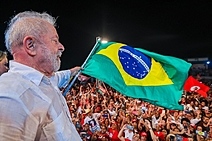 Se vencer domingo, Lula promete que não disputará reeleição em 2026