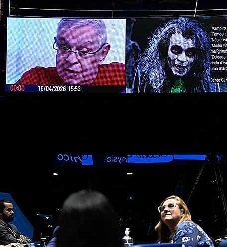 Senado exalta legado de Chico Anysio: "intérprete do Brasil"